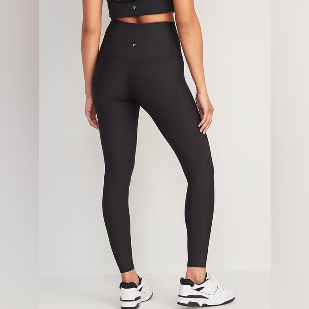 Old Navy Extra High Waisted Power Soft Leggings Black